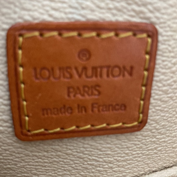 👜Louis Vuitton Sac Plat Tote VI1013👜 - Picture 12 of 16